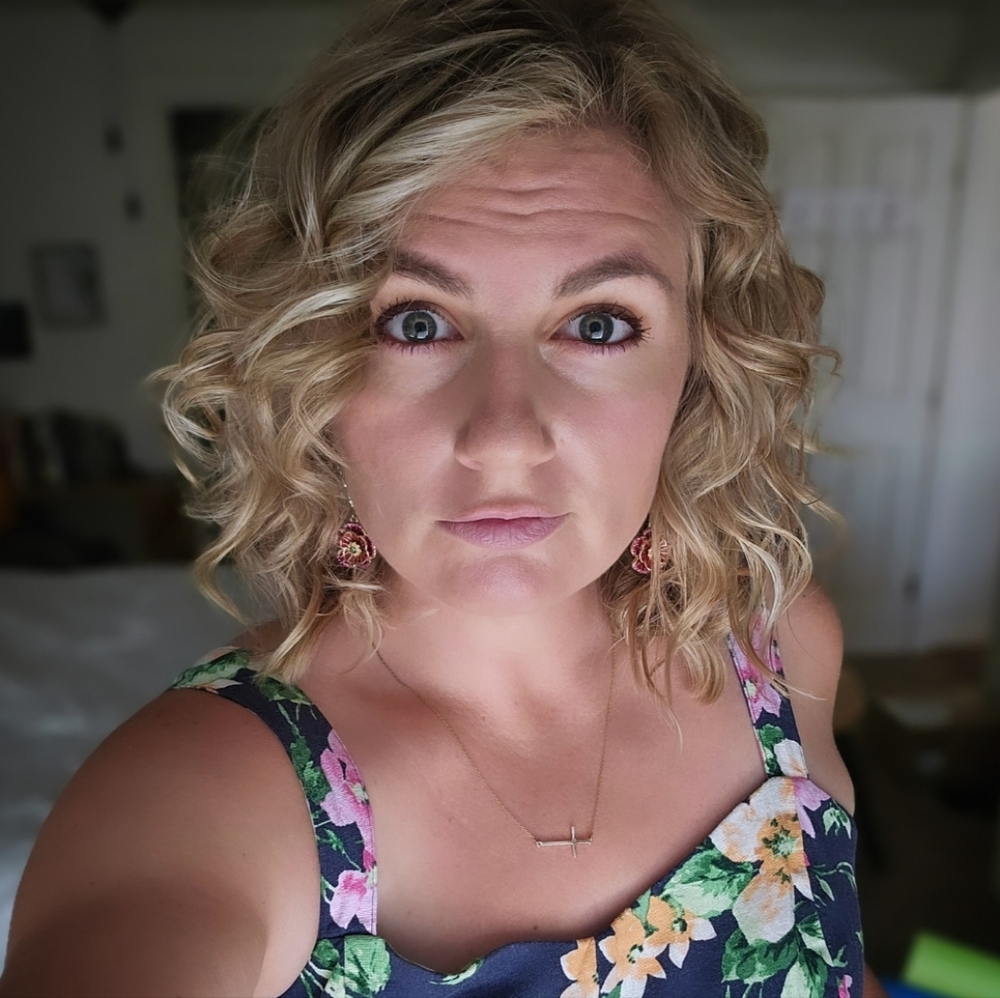 Meet your Posher, Lindsey